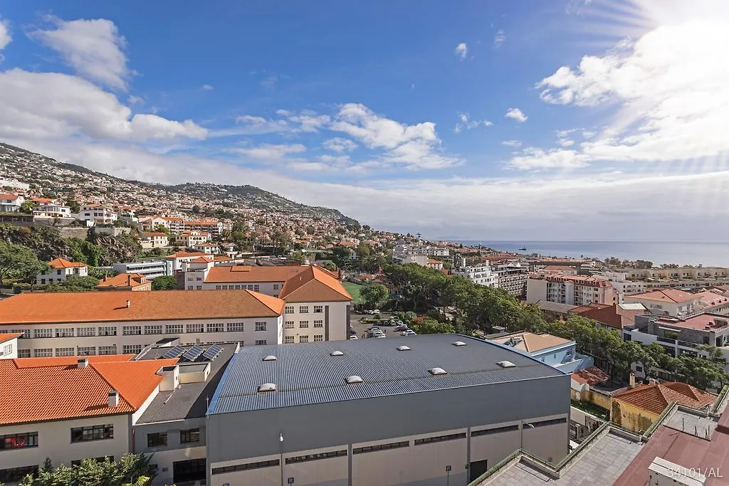 Apartament Elias Garcia III By An Island Apart Funchal  Portugalia
